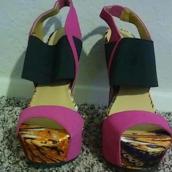 Dollhouse Shoes - Exotic wedeges